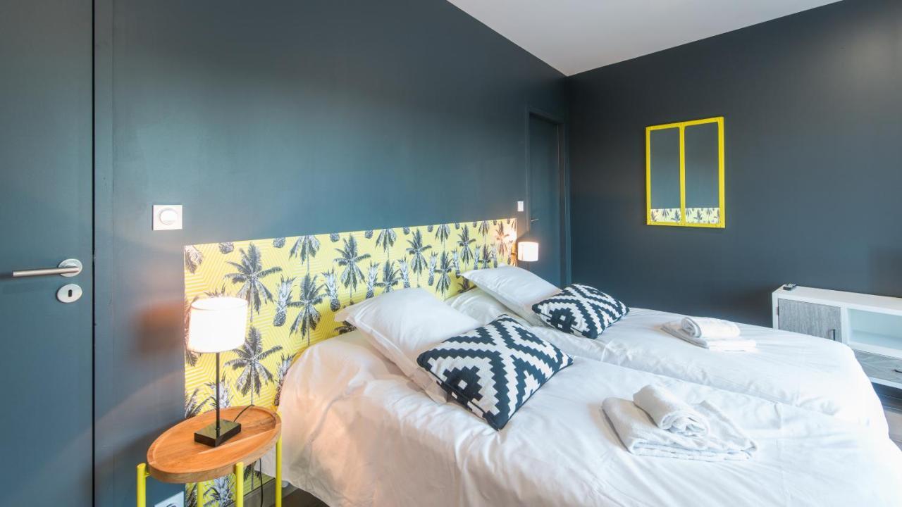 Plein Soleil avec Jacuzzi Privatif et parking privé Apartment Sarlat-la-Canéda Exterior foto