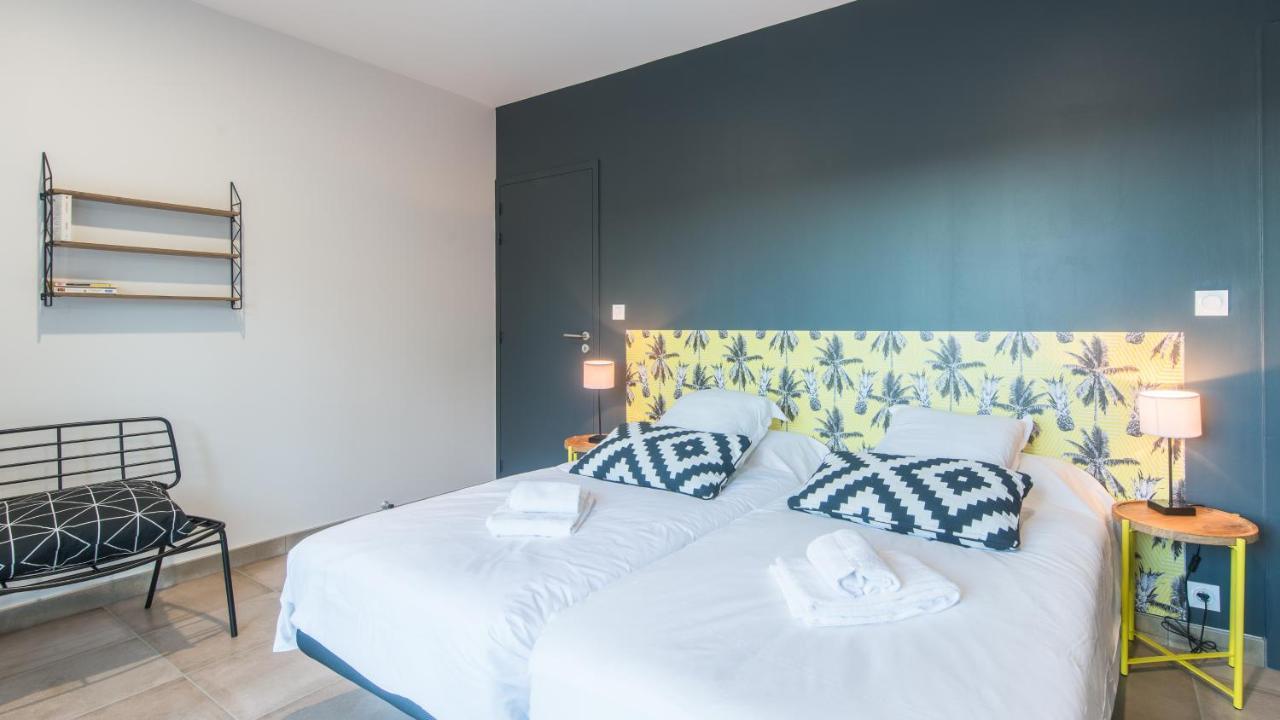 Plein Soleil avec Jacuzzi Privatif et parking privé Apartment Sarlat-la-Canéda Exterior foto
